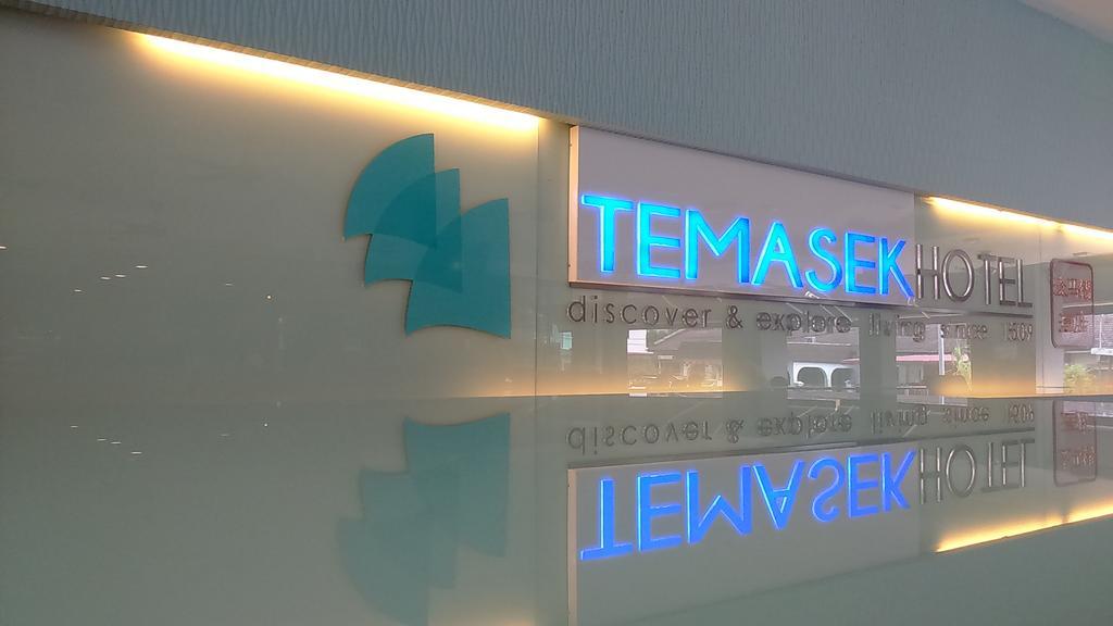 Temasek Hotel Malacca Exterior photo