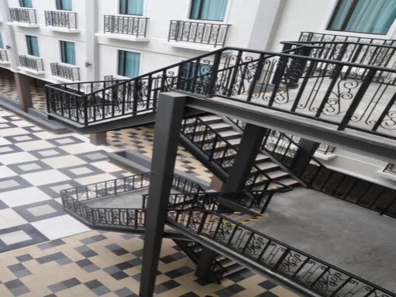 Temasek Hotel Malacca Exterior photo